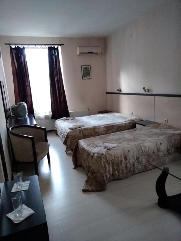 Къщата На Генерала Hotel Berkovitsa Eksteriør billede